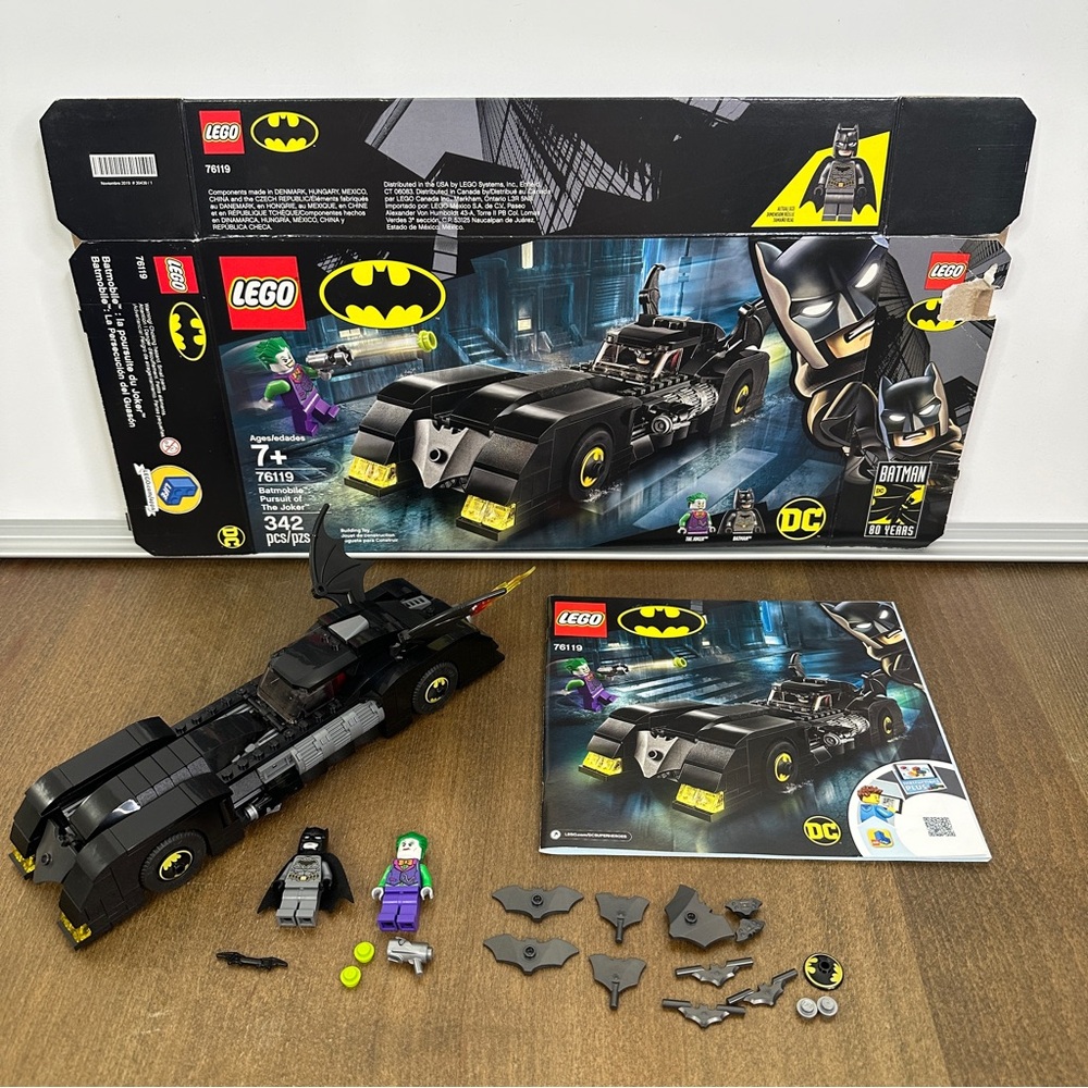 LEGO 76119 - Batmobile: Pursuit of The Joker - 100% COMPLETE